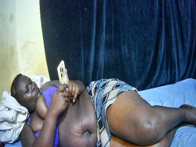 sweet-boobies webcam