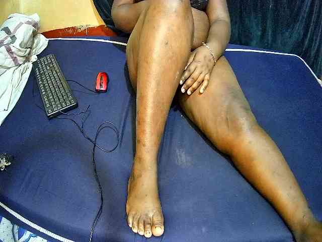 sweet-boobies webcam