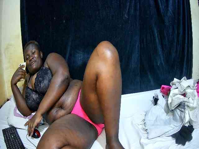 sweet-boobies webcam