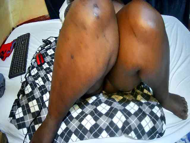 sweet-boobies webcam