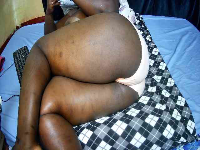 sweet-boobies webcam