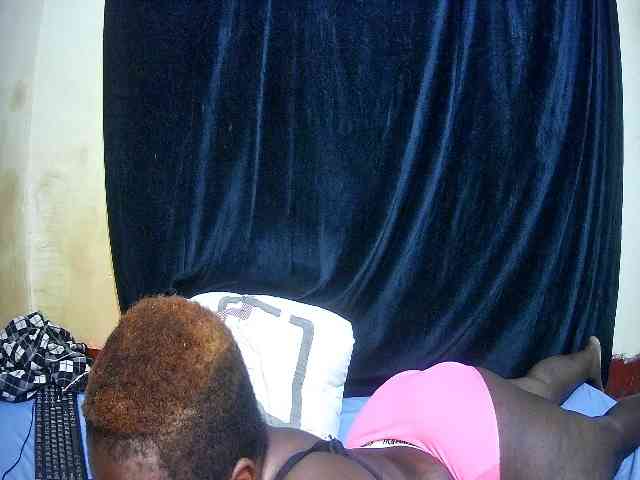 sweet-boobies webcam