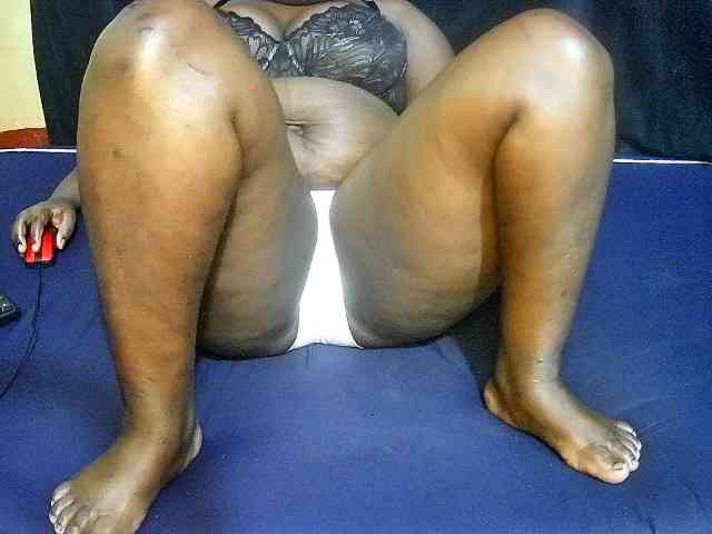 sweet-boobies webcam