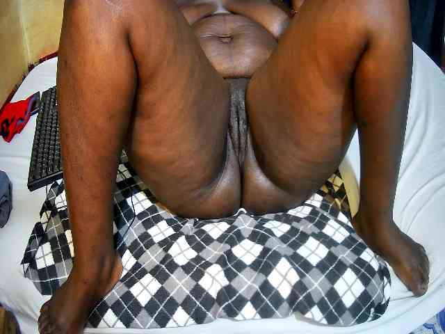 sweet-boobies webcam