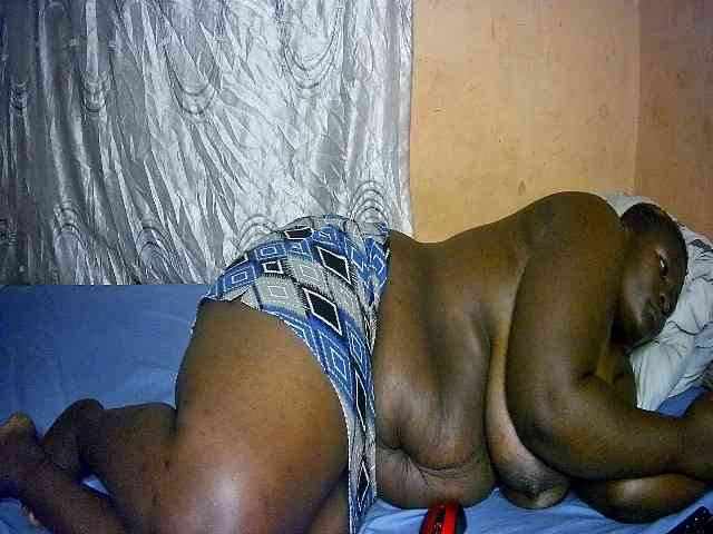 sweet-boobies webcam