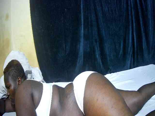 sweet-boobies webcam