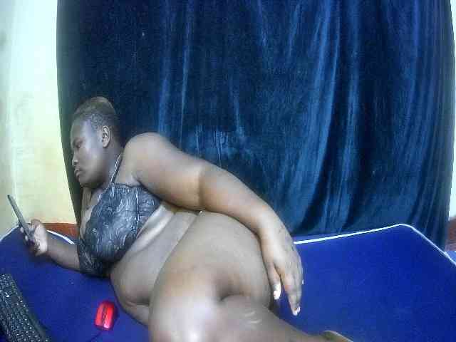 sweet-boobies webcam