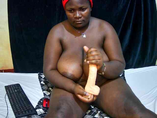 sweet-boobies webcam