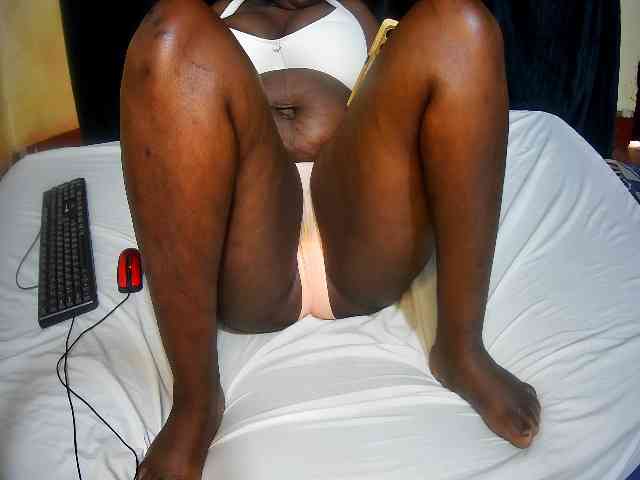 sweet-boobies webcam