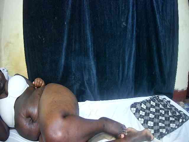 sweet-boobies webcam