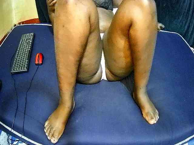 sweet-boobies webcam