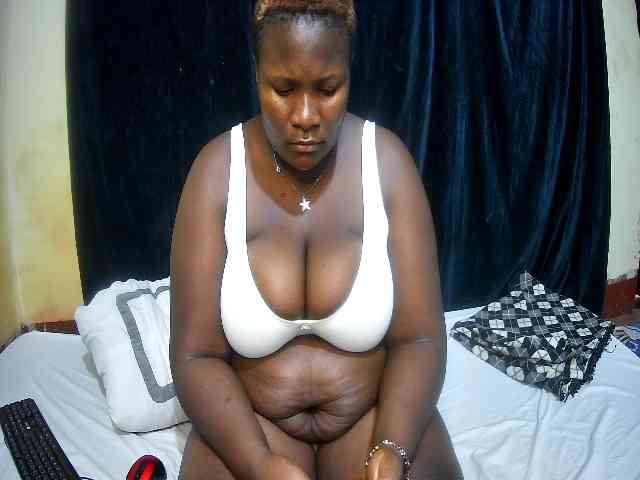 sweet-boobies webcam