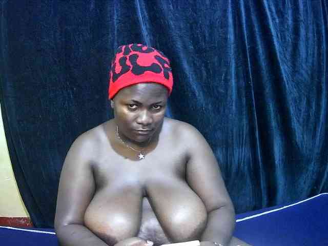 sweet-boobies webcam