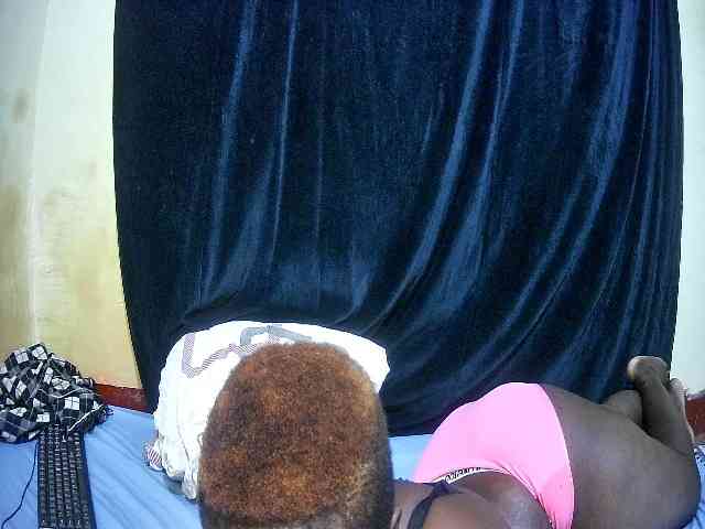 sweet-boobies webcam