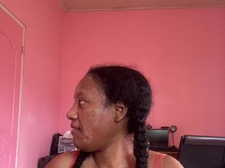 Eirondra-valeen Porn Show