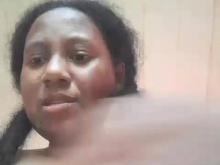 Eirondra-valeen Porn Show