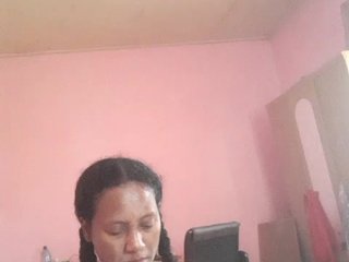 Eirondra-valeen Porn Show