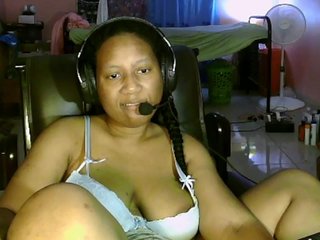 Eirondra-valeen Porn Show