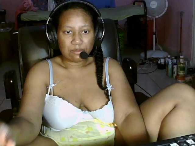 Eirondra-valeen's BongaCams show and profile