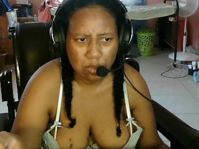 Eirondra-valeen streaming on Webcambliss