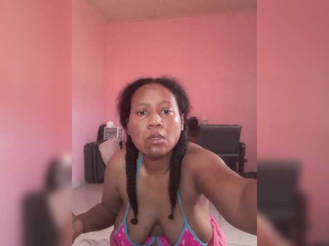 Eirondra-valeen's BongaCams show and profile