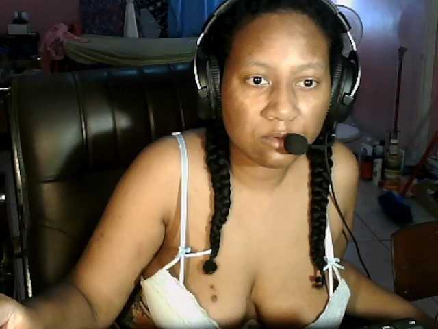 Eirondra-valeen's BongaCams show and profile