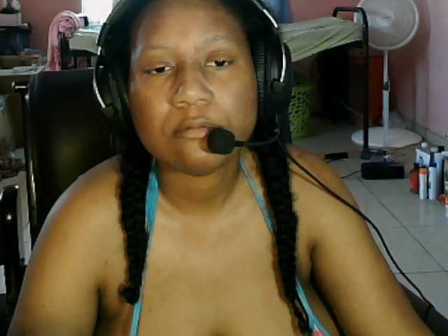 Eirondra-valeen's BongaCams show and profile
