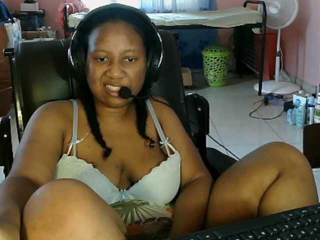 Eirondra-valeen from BongaCams is Freechat