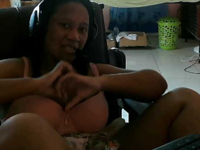 Eirondra-valeen – webcam model profile photo