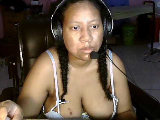 Eirondra-valeen's BongaCams show and profile