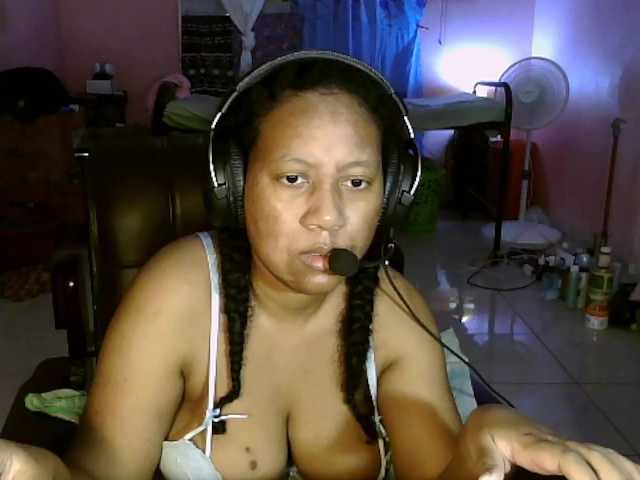 Eirondra-valeen's BongaCams show and profile