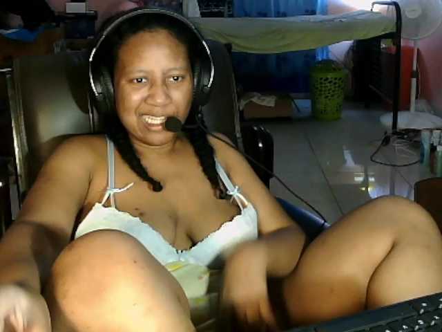 Eirondra-valeen's BongaCams show and profile