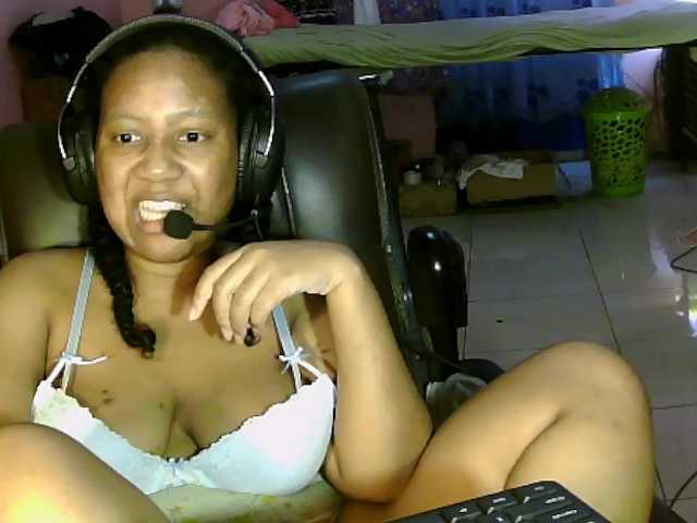 Eirondra-valeen from BongaCams