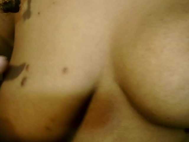 Eirondra-valeen's BongaCams show and profile