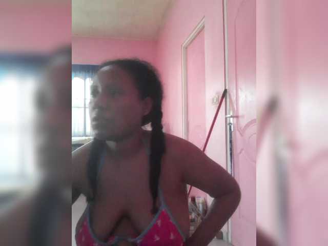 Eirondra-valeen's BongaCams show and profile