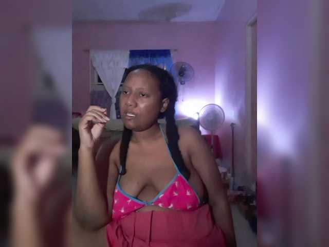 Eirondra-valeen's BongaCams show and profile