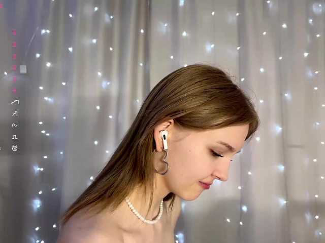 CalandraGalapon's BongaCams show and profile