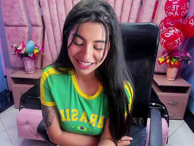 VeronicaCream VeronicaCream