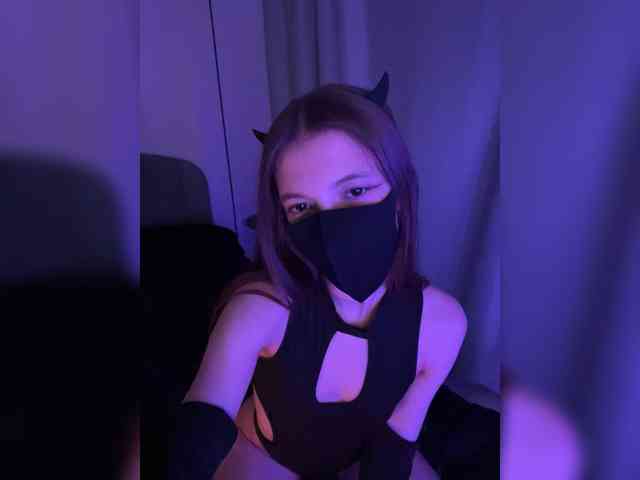 DevilBaby Live Webcam on BongaCams