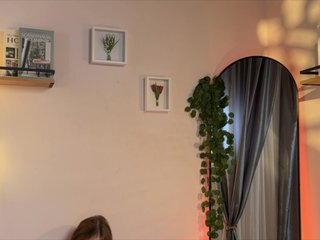 AuroraOlis Porn Show