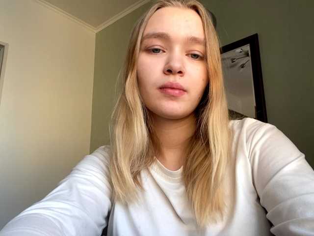 HerminiaLanting's BongaCams show and profile