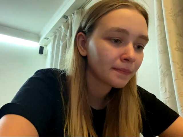 HerminiaLanting's BongaCams show and profile