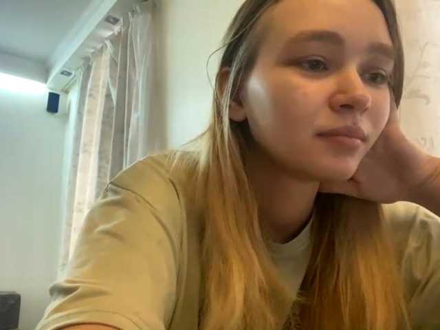 HerminiaLanting's BongaCams show and profile