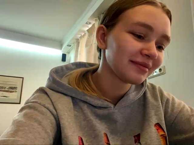 HerminiaLanting's BongaCams show and profile