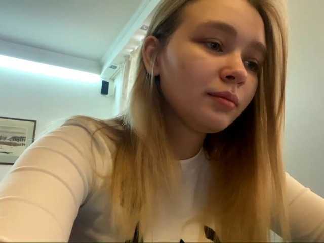 HerminiaLanting's BongaCams show and profile