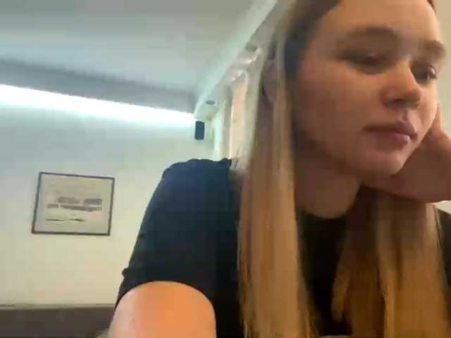 HerminiaLanting's BongaCams show and profile