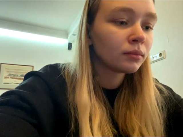 HerminiaLanting's BongaCams show and profile
