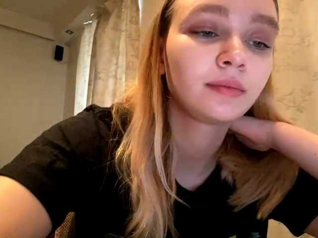 HerminiaLanting's BongaCams show and profile