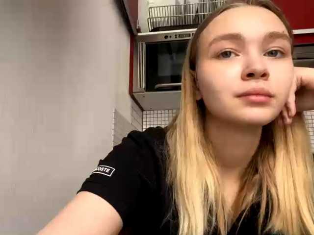 HerminiaLanting's BongaCams show and profile