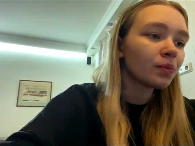 HerminiaLanting live cam profile